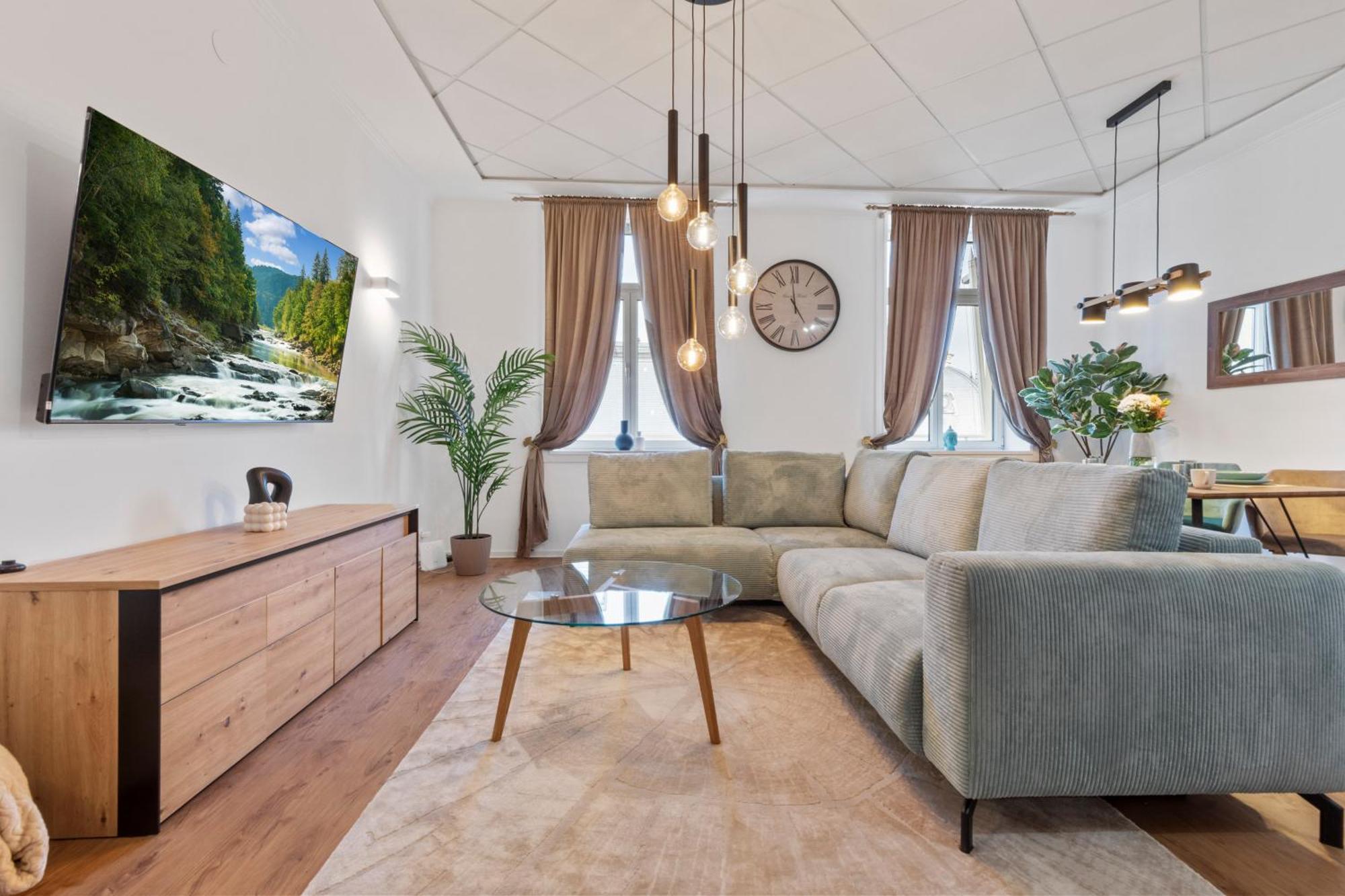 Luxe Living At Old Town Center Apartment Bratislava Luaran gambar